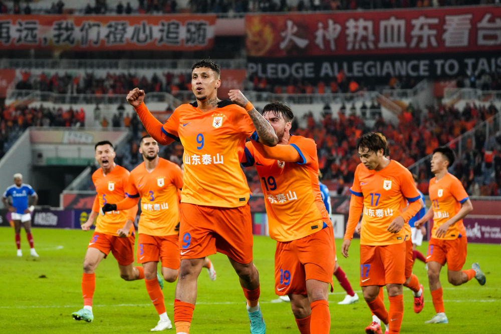 关于窗口期亚冠传出新动向,里昂队长鼓劲,高层表态:压力陡增,球探报告显示潜力的信息 关于窗口期亚冠传出新动向,里昂队长鼓劲,高层表态:压力陡增,球探报告显示潜力的信息